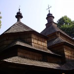 6. Cerkiew Narodzenia NMP w Gorajcu kryje piękny gontowy dach.