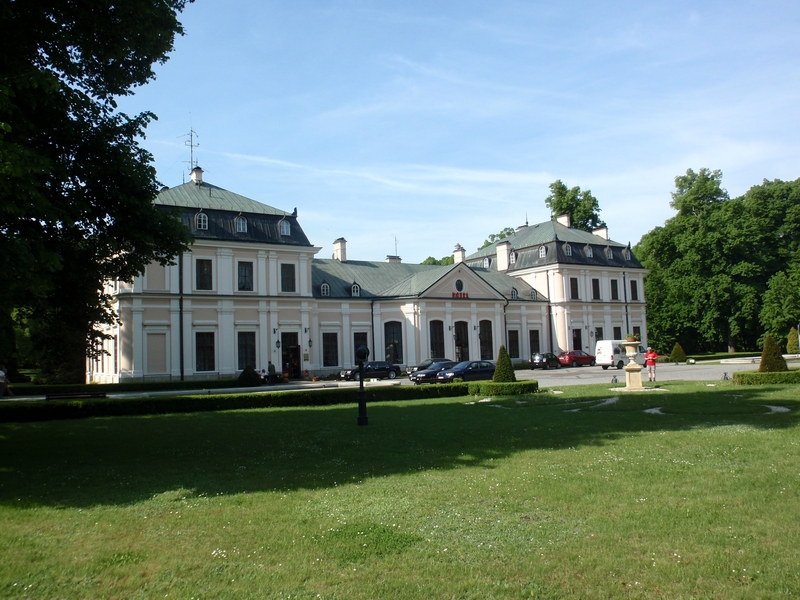 4. Pałac w Sieniawie był drugą obok Puław rezydencją rodową Czartoryskich.