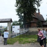 1. Drewniany kościółek w Krużlowej wzniósł Jan Pieniążek w 1520 r....