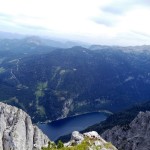 43. ...skąd ujrzeli panoramę Dachsteinu z jeziorem Gosausee w dole.